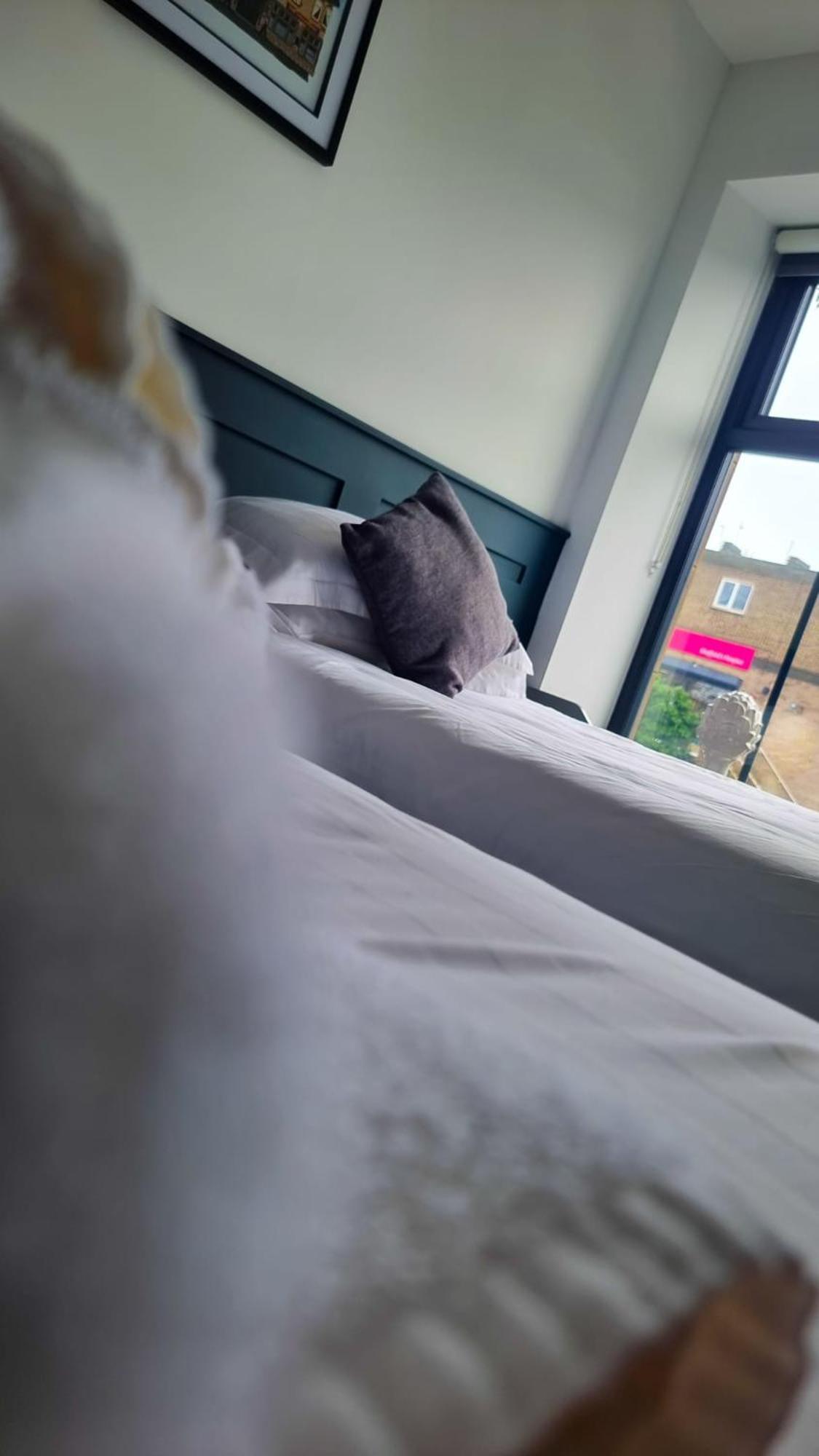 The Friendship Hotel Stocksbridge  Eksteriør bilde