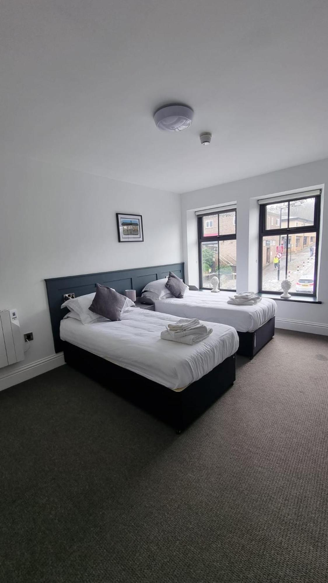 The Friendship Hotel Stocksbridge  Eksteriør bilde